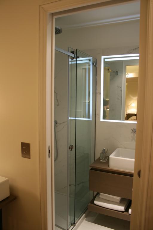 Cirque Deluxe Studio Apartment Παρίσι Δωμάτιο φωτογραφία